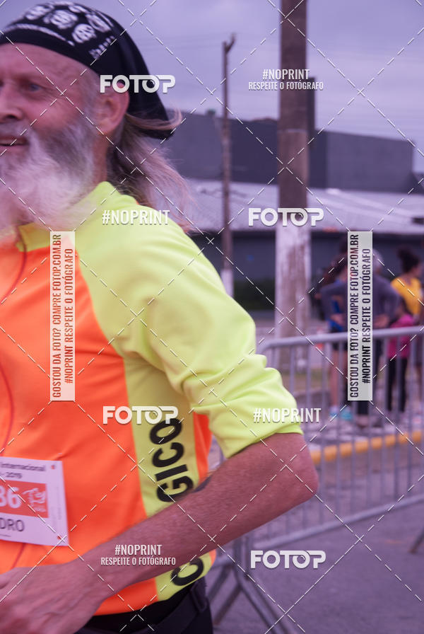 Buy your photos of the eventMeia Maratona Internacional de Peru�be on Fotop