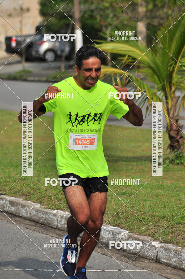 Buy your photos of the eventMeia Maratona Internacional de Peru�be on Fotop