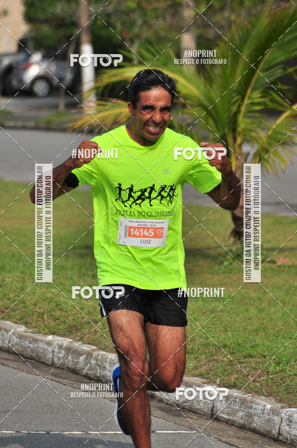 Buy your photos of the eventMeia Maratona Internacional de Peru�be on Fotop