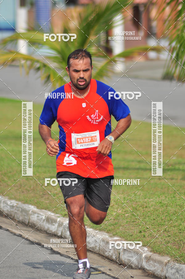 Buy your photos of the eventMeia Maratona Internacional de Peru�be on Fotop