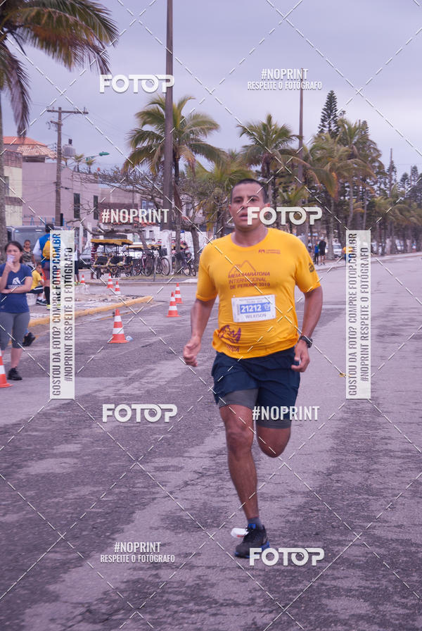 Buy your photos of the eventMeia Maratona Internacional de Peru�be on Fotop