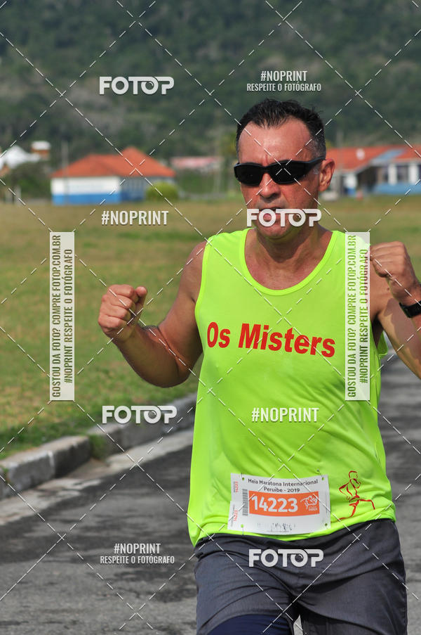 Buy your photos of the eventMeia Maratona Internacional de Peru�be on Fotop