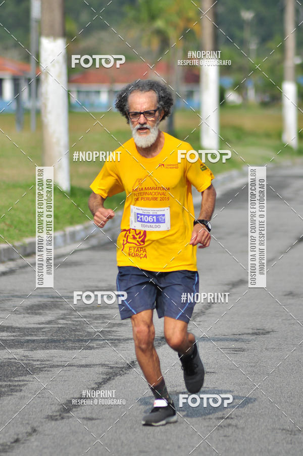 Buy your photos of the eventMeia Maratona Internacional de Peru�be on Fotop