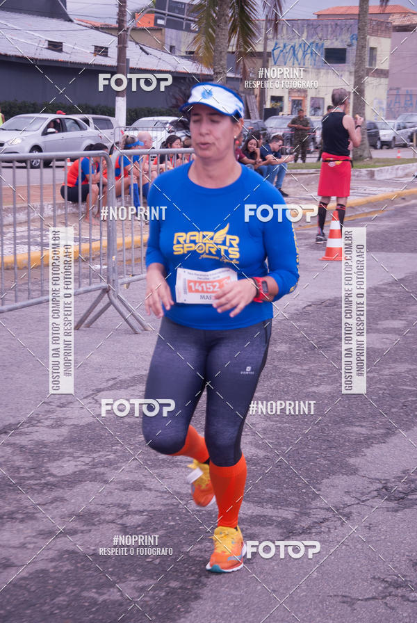 Buy your photos of the eventMeia Maratona Internacional de Peru�be on Fotop