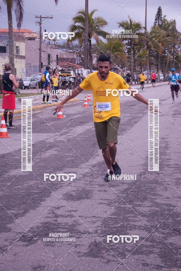 Buy your photos of the eventMeia Maratona Internacional de Peru�be on Fotop