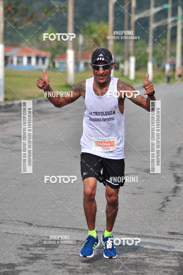 Buy your photos of the eventMeia Maratona Internacional de Peru�be on Fotop