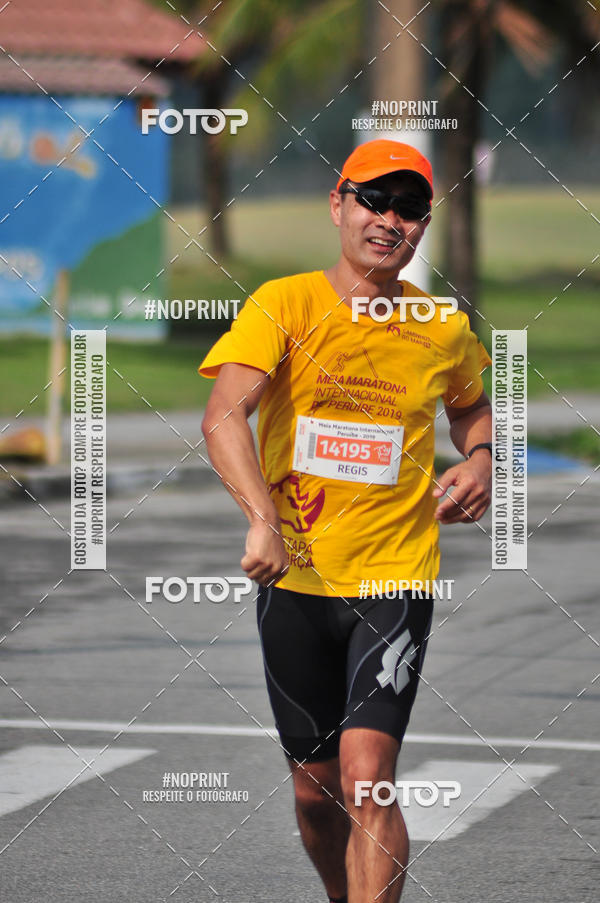 Buy your photos of the eventMeia Maratona Internacional de Peru�be on Fotop