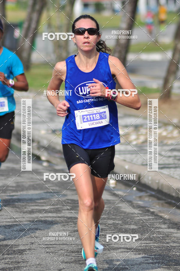 Buy your photos of the eventMeia Maratona Internacional de Peru�be on Fotop