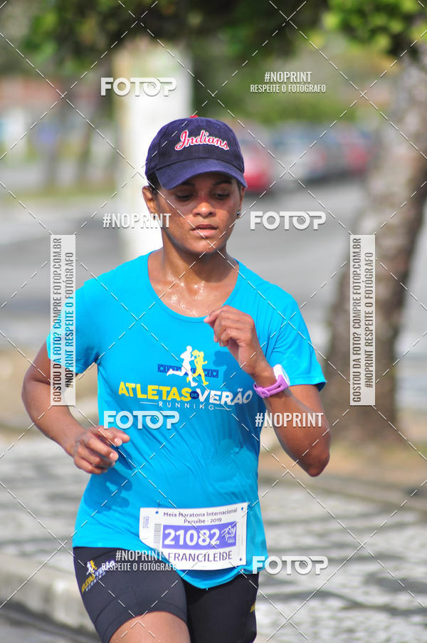 Buy your photos of the eventMeia Maratona Internacional de Peru�be on Fotop