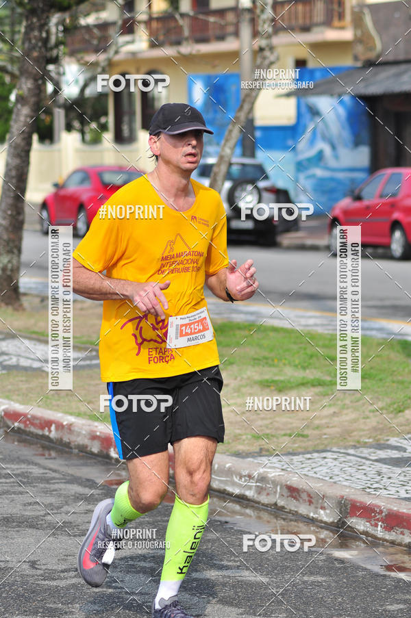Buy your photos of the eventMeia Maratona Internacional de Peru�be on Fotop