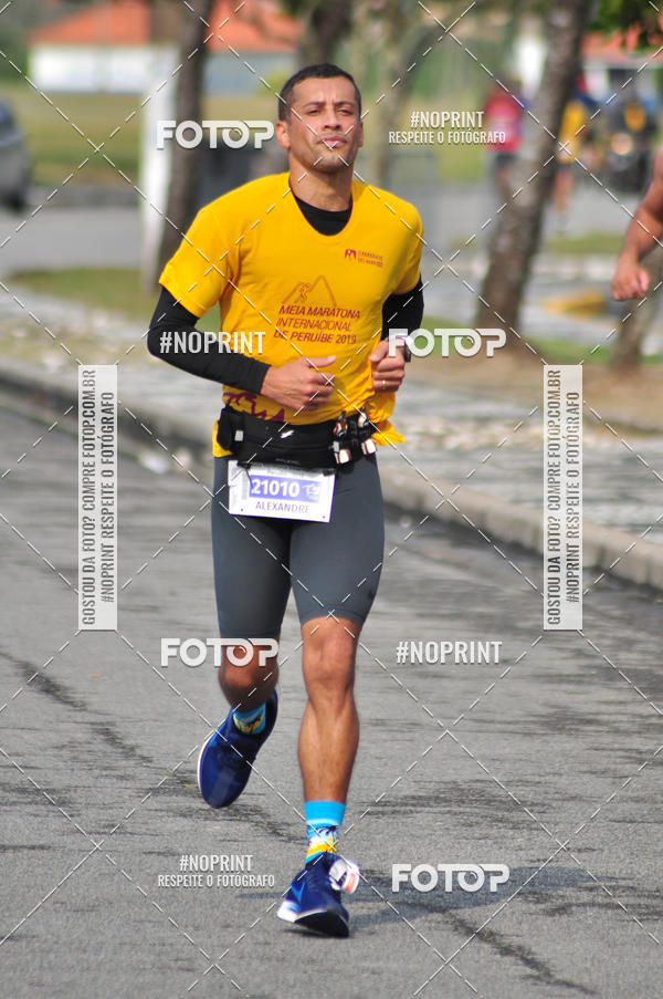 Buy your photos of the eventMeia Maratona Internacional de Peru�be on Fotop