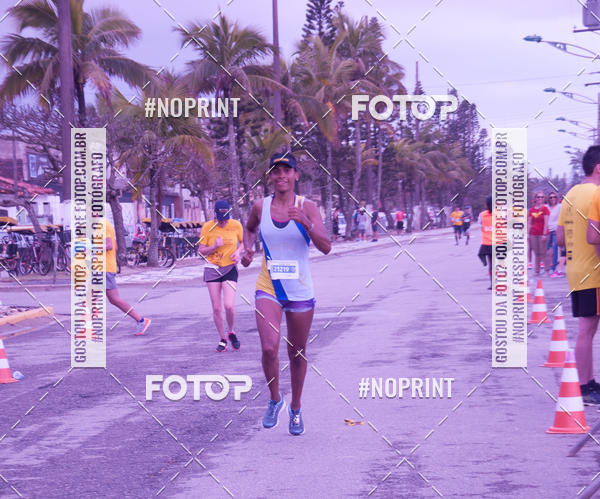 Buy your photos of the eventMeia Maratona Internacional de Peru�be on Fotop