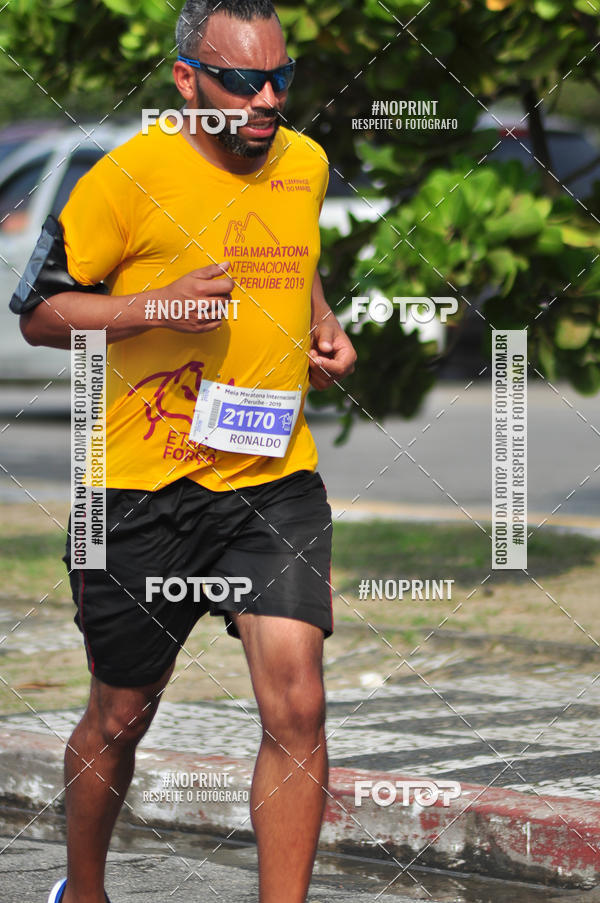 Buy your photos of the eventMeia Maratona Internacional de Peru�be on Fotop
