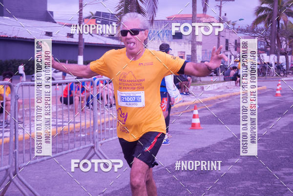 Buy your photos of the eventMeia Maratona Internacional de Peru�be on Fotop