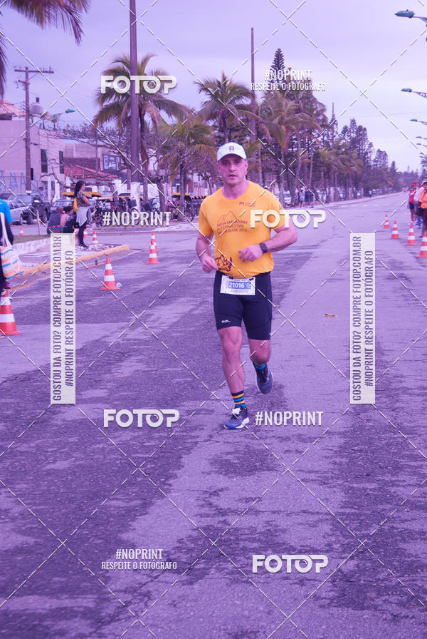 Buy your photos of the eventMeia Maratona Internacional de Peru�be on Fotop