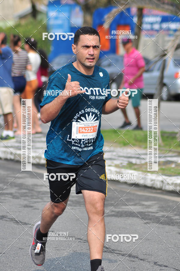 Buy your photos of the eventMeia Maratona Internacional de Peru�be on Fotop