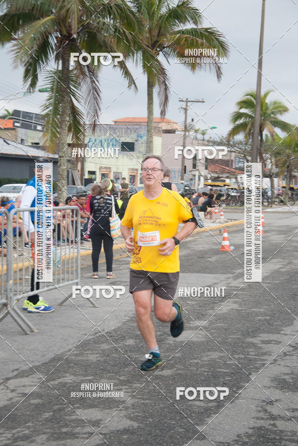 Buy your photos of the eventMeia Maratona Internacional de Peru�be on Fotop