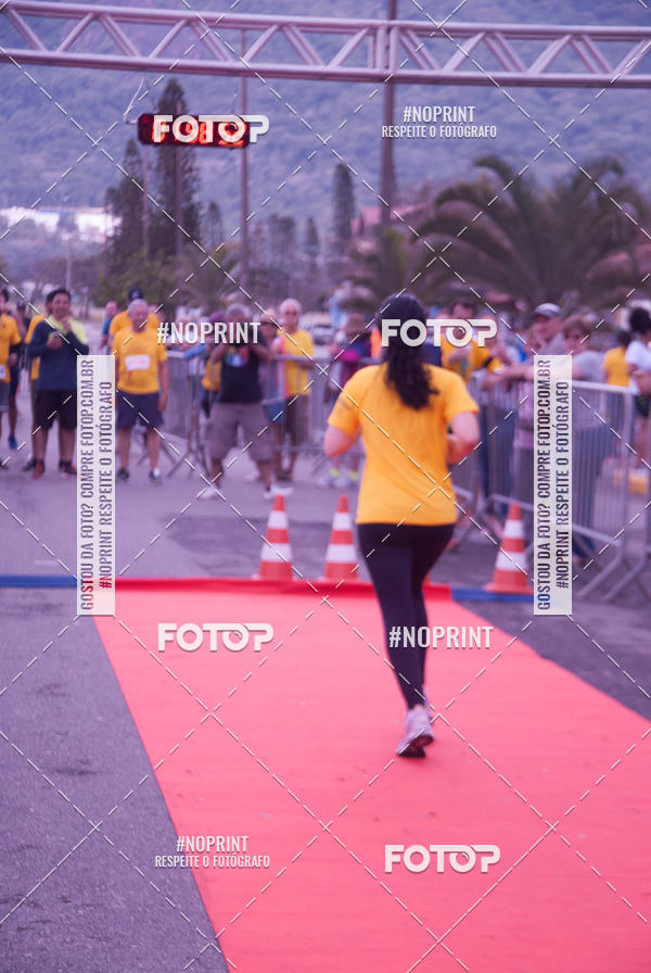Buy your photos of the eventMeia Maratona Internacional de Peru�be on Fotop