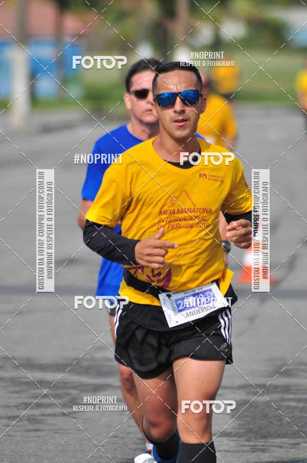 Buy your photos of the eventMeia Maratona Internacional de Peru�be on Fotop