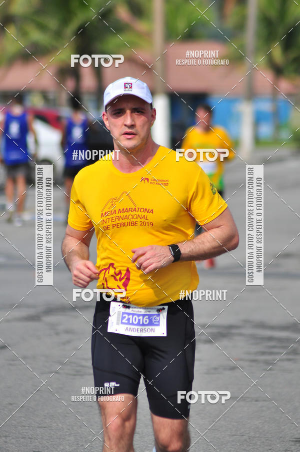 Buy your photos of the eventMeia Maratona Internacional de Peru�be on Fotop