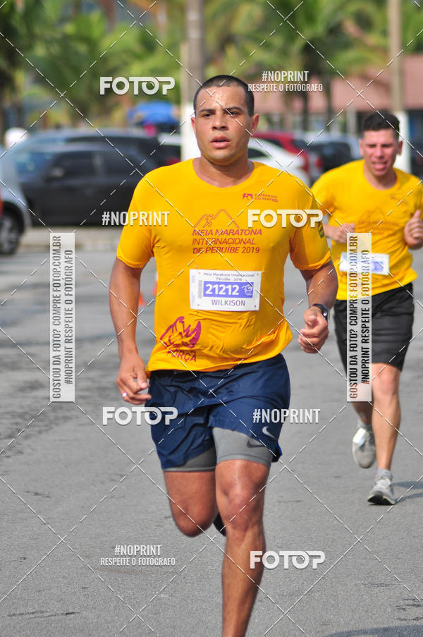 Buy your photos of the eventMeia Maratona Internacional de Peru�be on Fotop
