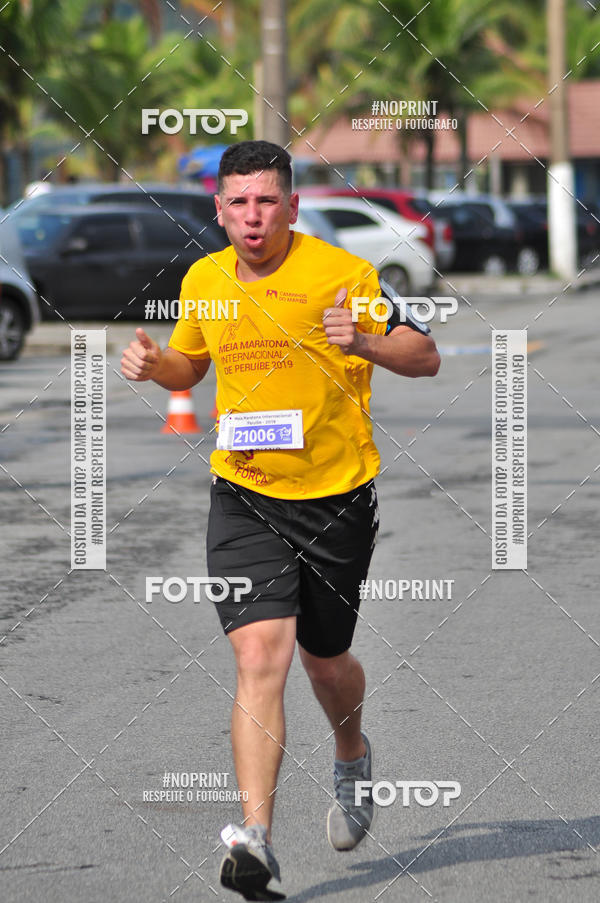 Buy your photos of the eventMeia Maratona Internacional de Peru�be on Fotop