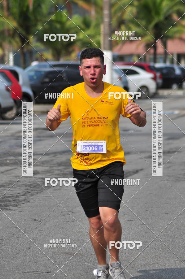 Buy your photos of the eventMeia Maratona Internacional de Peru�be on Fotop