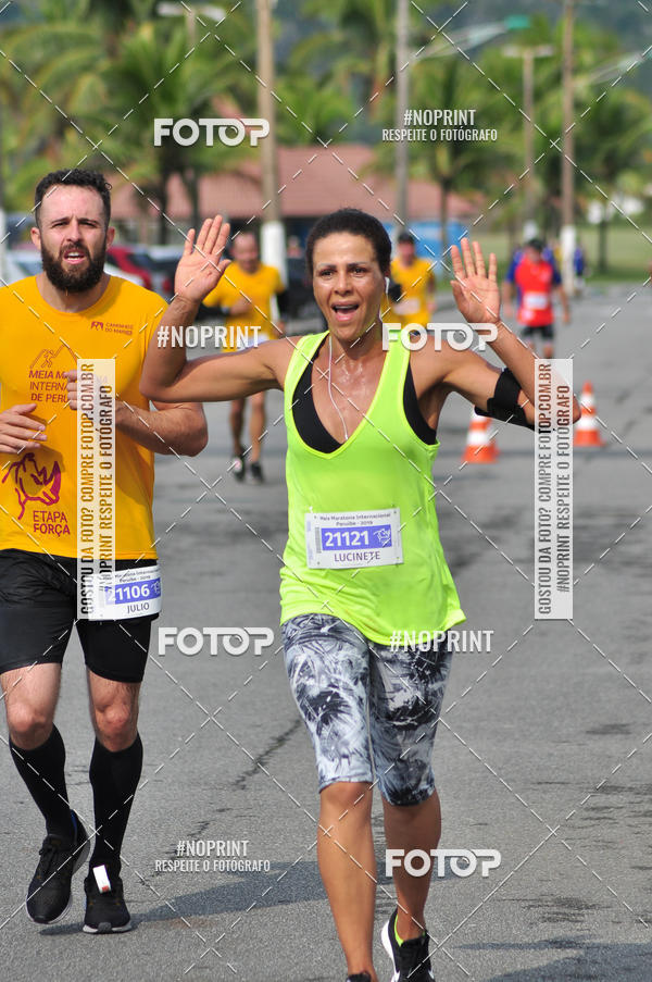 Buy your photos of the eventMeia Maratona Internacional de Peru�be on Fotop