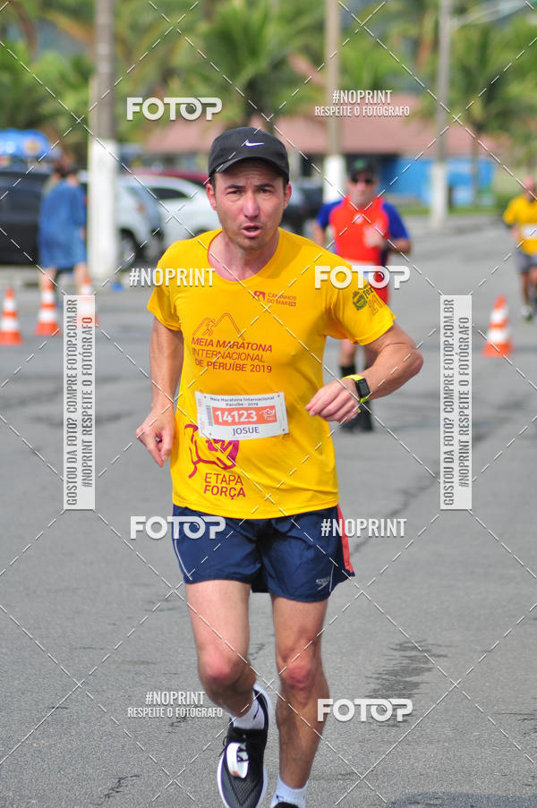 Buy your photos of the eventMeia Maratona Internacional de Peru�be on Fotop