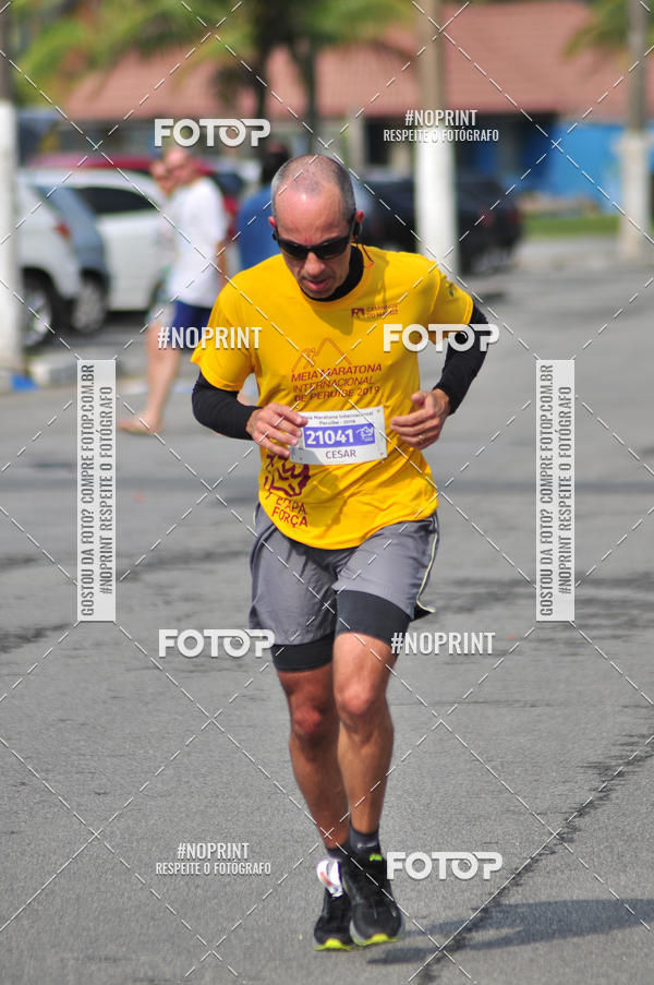 Buy your photos of the eventMeia Maratona Internacional de Peru�be on Fotop
