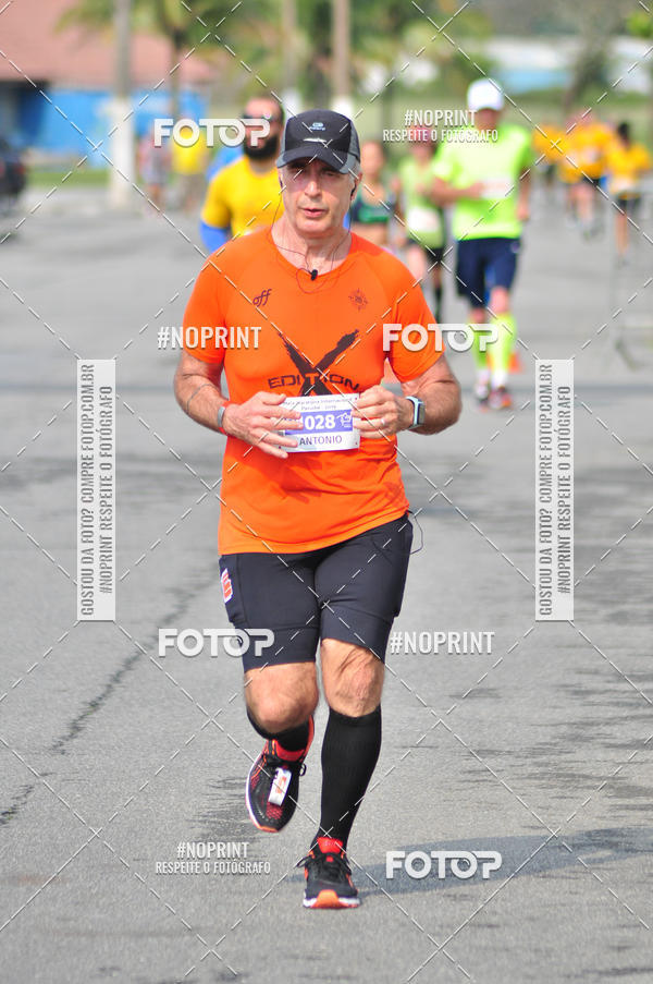 Buy your photos of the eventMeia Maratona Internacional de Peru�be on Fotop