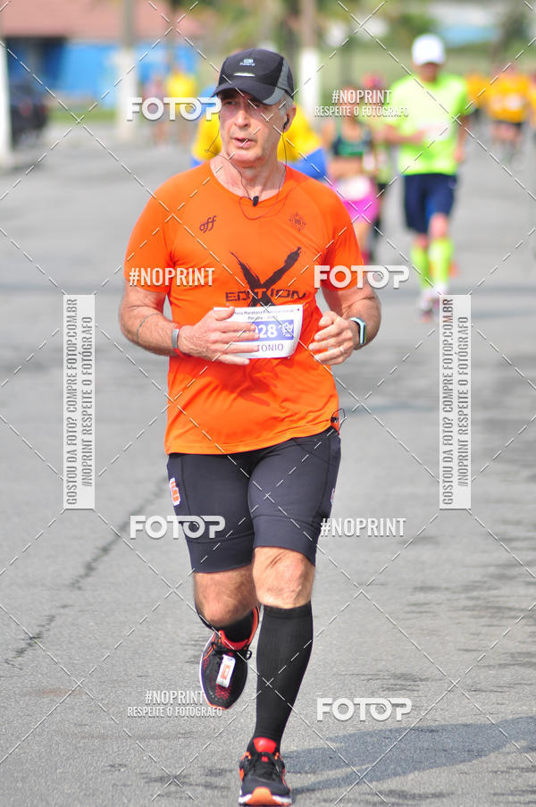 Buy your photos of the eventMeia Maratona Internacional de Peru�be on Fotop