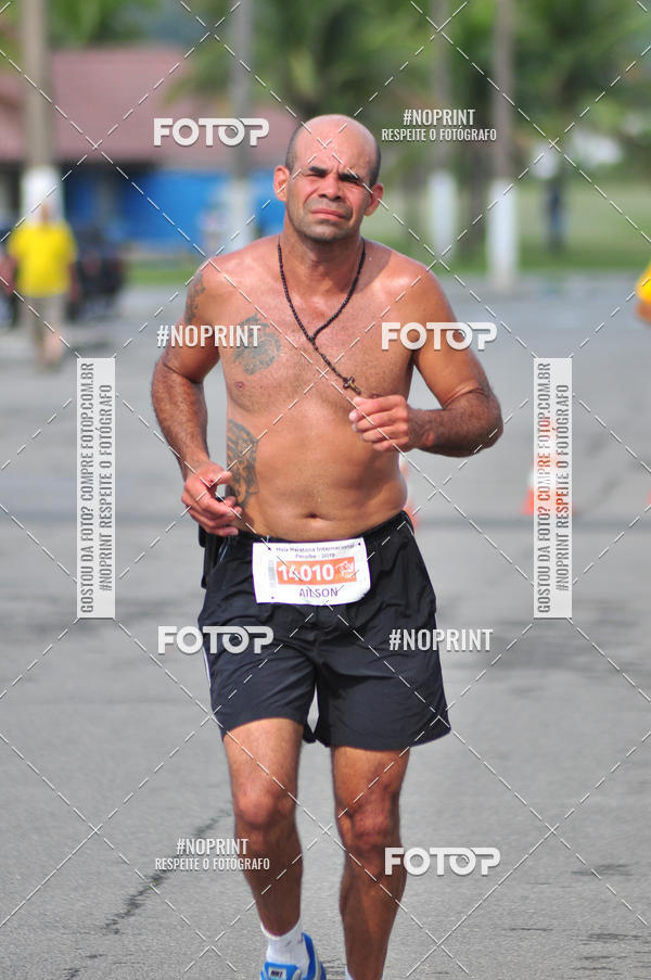 Buy your photos of the eventMeia Maratona Internacional de Peru�be on Fotop