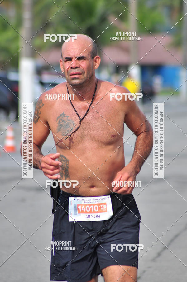Buy your photos of the eventMeia Maratona Internacional de Peru�be on Fotop
