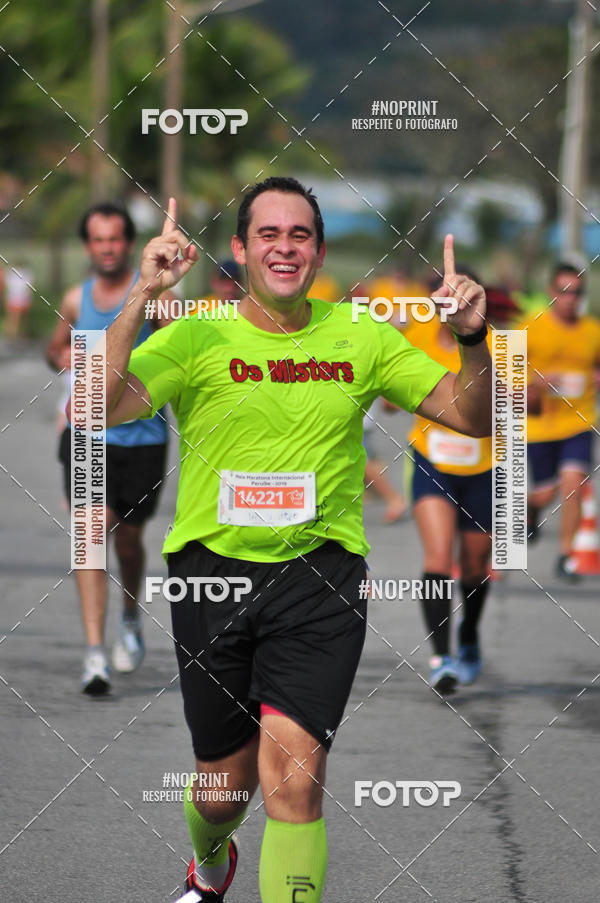 Buy your photos of the eventMeia Maratona Internacional de Peru�be on Fotop