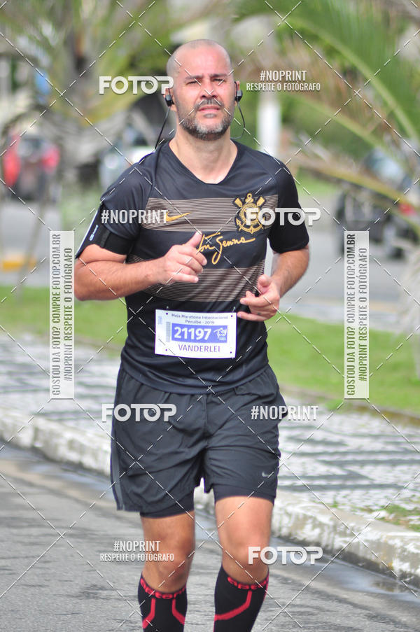 Buy your photos of the eventMeia Maratona Internacional de Peru�be on Fotop