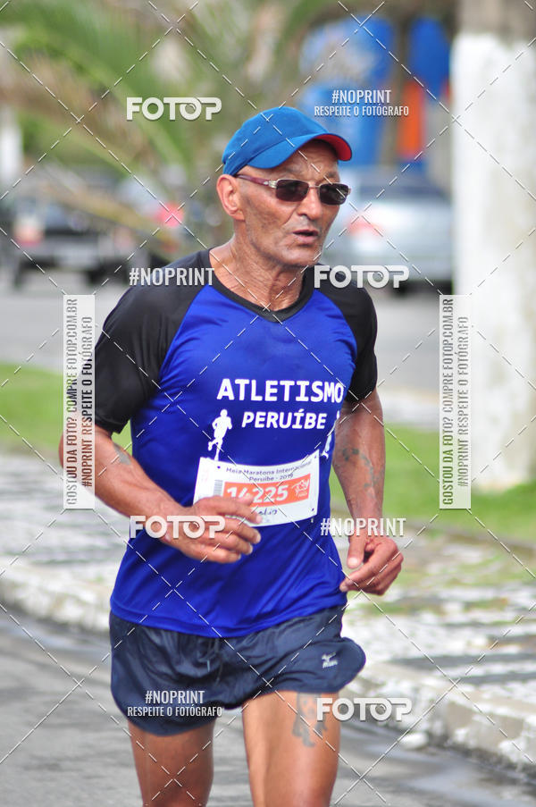Buy your photos of the eventMeia Maratona Internacional de Peru�be on Fotop
