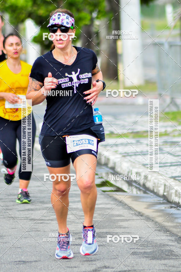 Buy your photos of the eventMeia Maratona Internacional de Peru�be on Fotop