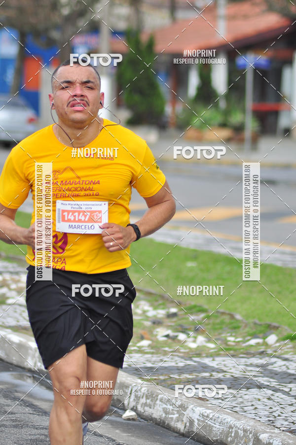 Buy your photos of the eventMeia Maratona Internacional de Peru�be on Fotop