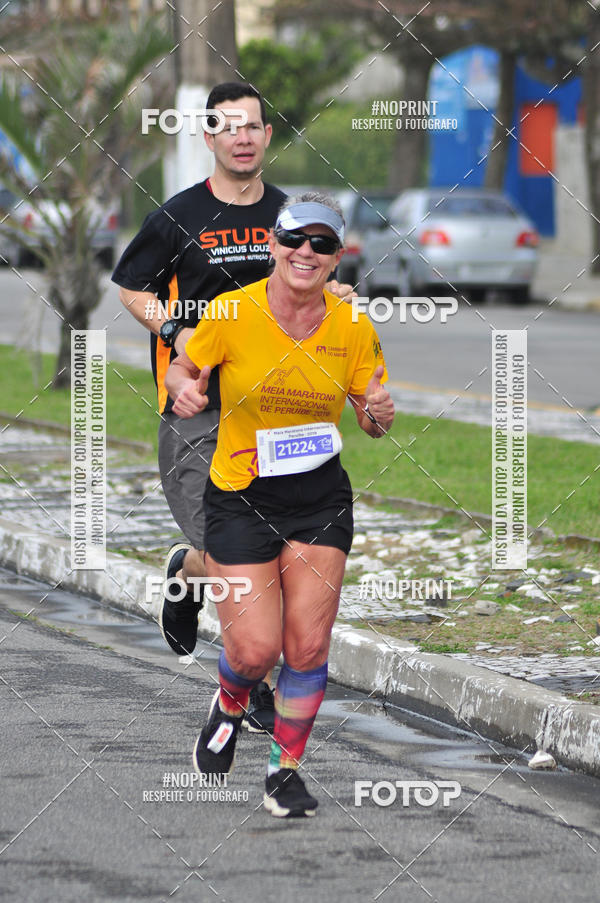 Buy your photos of the eventMeia Maratona Internacional de Peru�be on Fotop