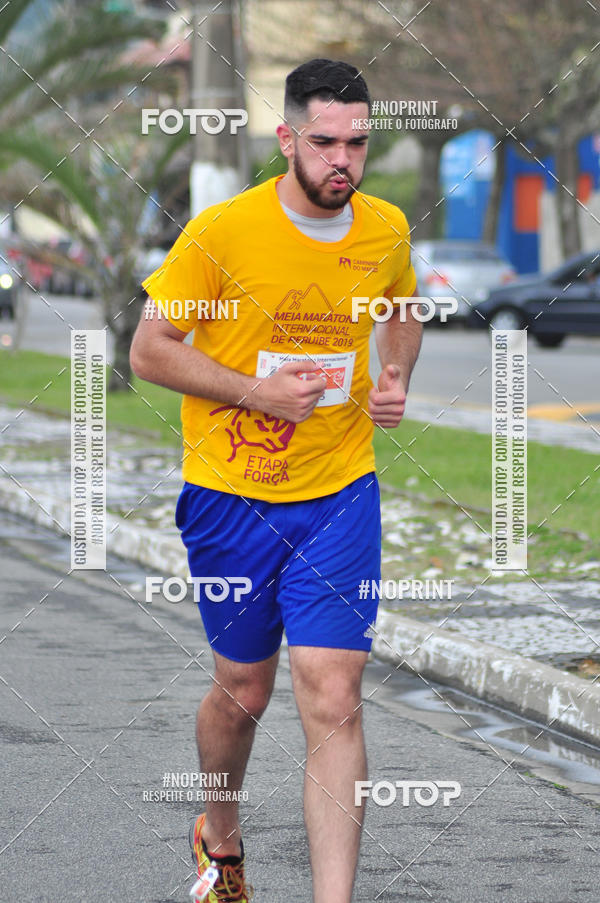 Buy your photos of the eventMeia Maratona Internacional de Peru�be on Fotop