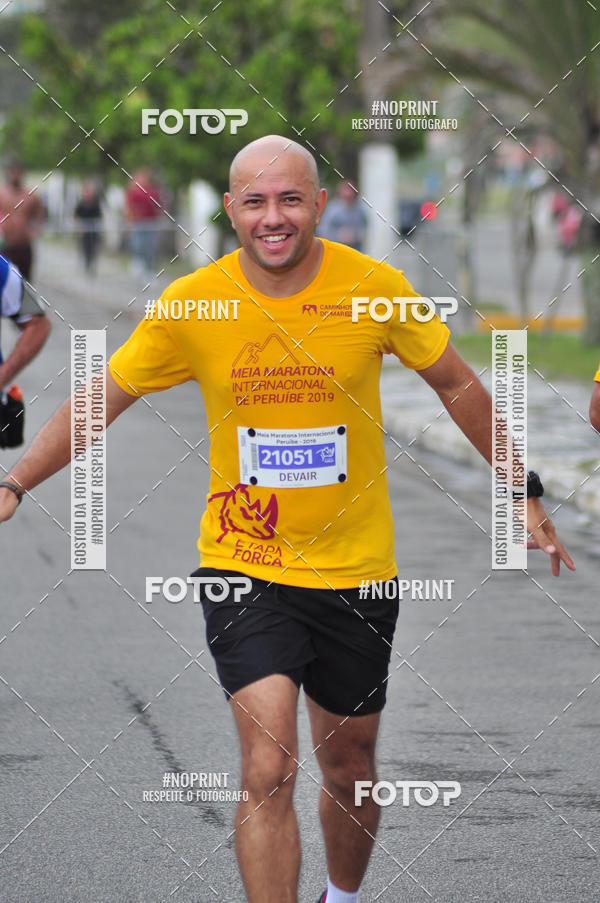 Buy your photos of the eventMeia Maratona Internacional de Peru�be on Fotop