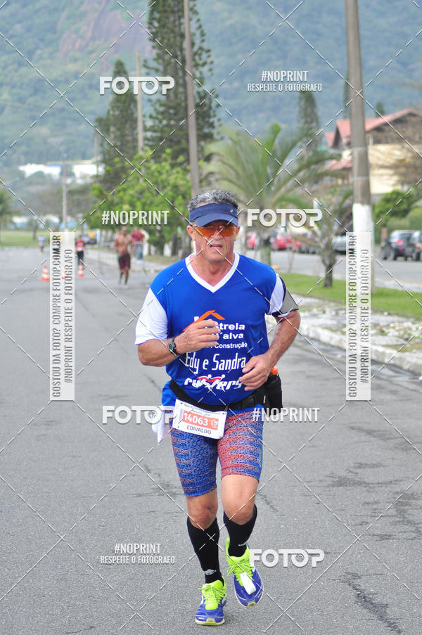 Buy your photos of the eventMeia Maratona Internacional de Peru�be on Fotop