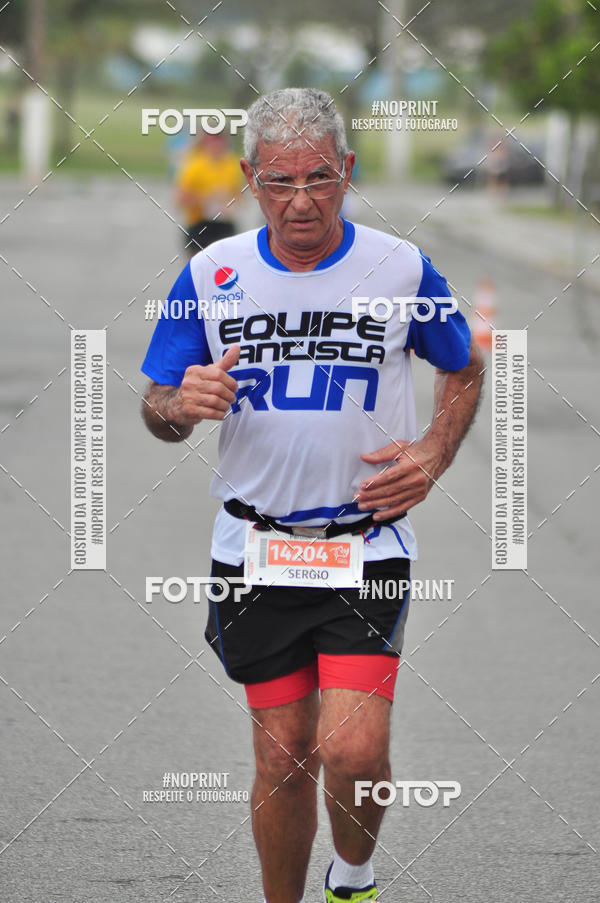Buy your photos of the eventMeia Maratona Internacional de Peru�be on Fotop