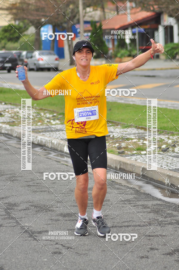 Buy your photos of the eventMeia Maratona Internacional de Peru�be on Fotop