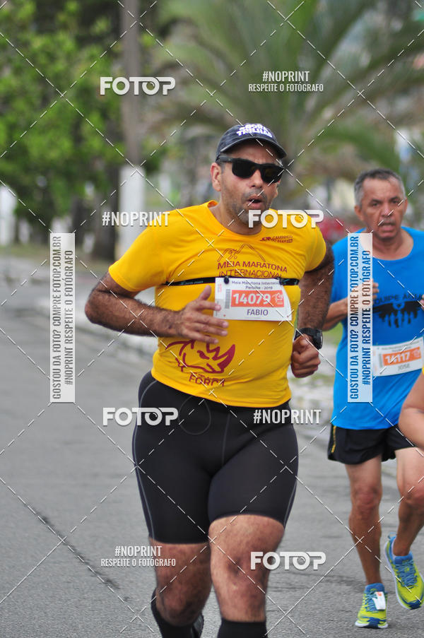 Buy your photos of the eventMeia Maratona Internacional de Peru�be on Fotop