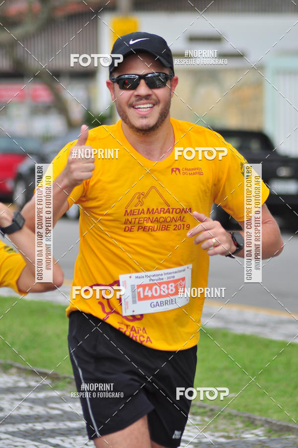 Buy your photos of the eventMeia Maratona Internacional de Peru�be on Fotop