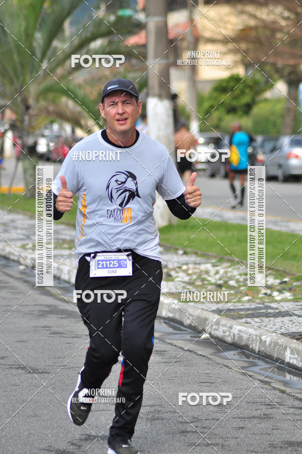Buy your photos of the eventMeia Maratona Internacional de Peru�be on Fotop