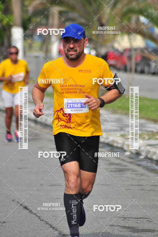 Buy your photos of the eventMeia Maratona Internacional de Peru�be on Fotop