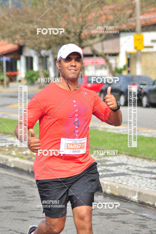 Buy your photos of the eventMeia Maratona Internacional de Peru�be on Fotop